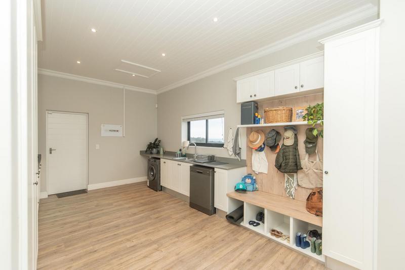4 Bedroom Property for Sale in Kragga Kamma Eastern Cape